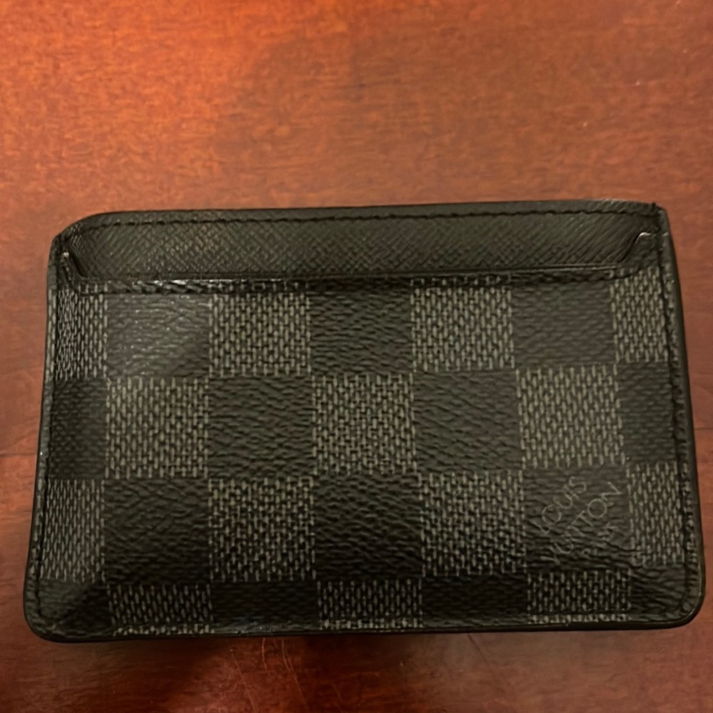 Men’s LV card holder